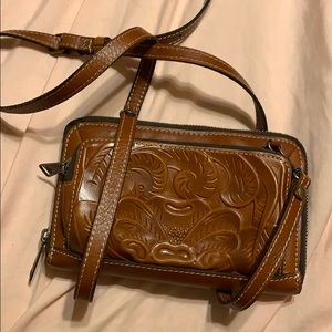 Patricia Nash Bags - Patricia Nash Floral Leather Crossbody Bag Patricia Nash Bags - Patricia Nash Floral Leather Crossbody Bag